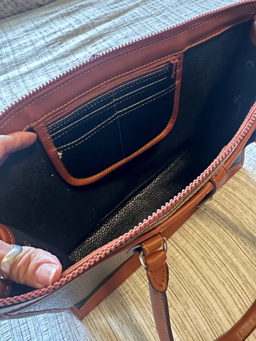 Classic Dooney & Bourke Black & Brown Pebble Leather Satchel - Picture 4 of 12